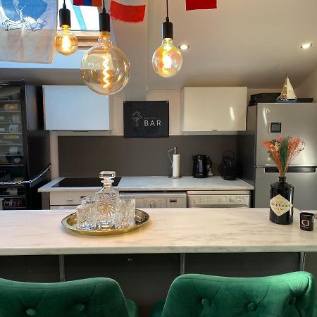 Welcome To Matteo'S Bar - Place Massena 5Min Beach نيس المظهر الخارجي الصورة